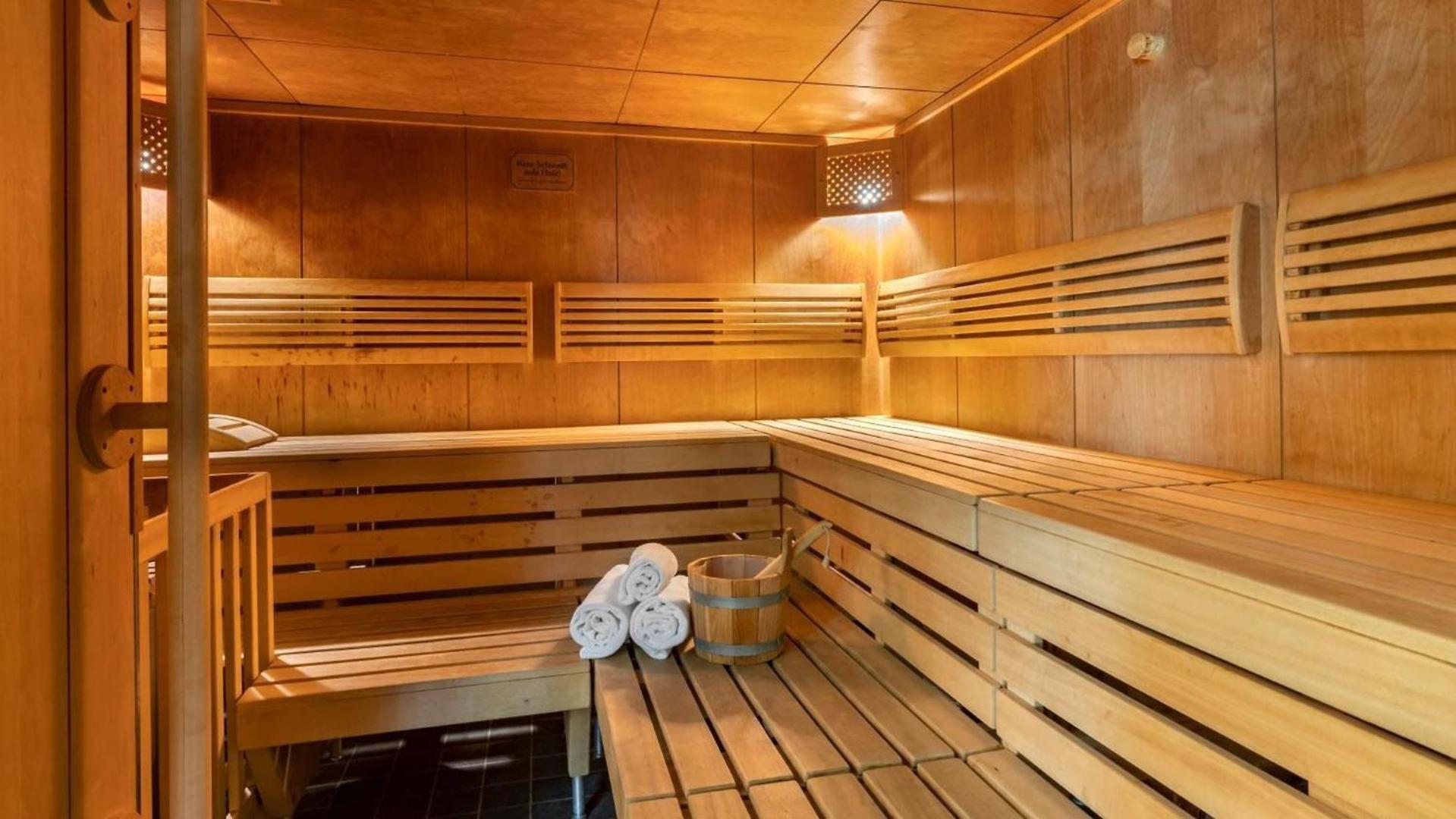 Alpine Apartment Schladming Mit Sauna Und Pool Luaran gambar