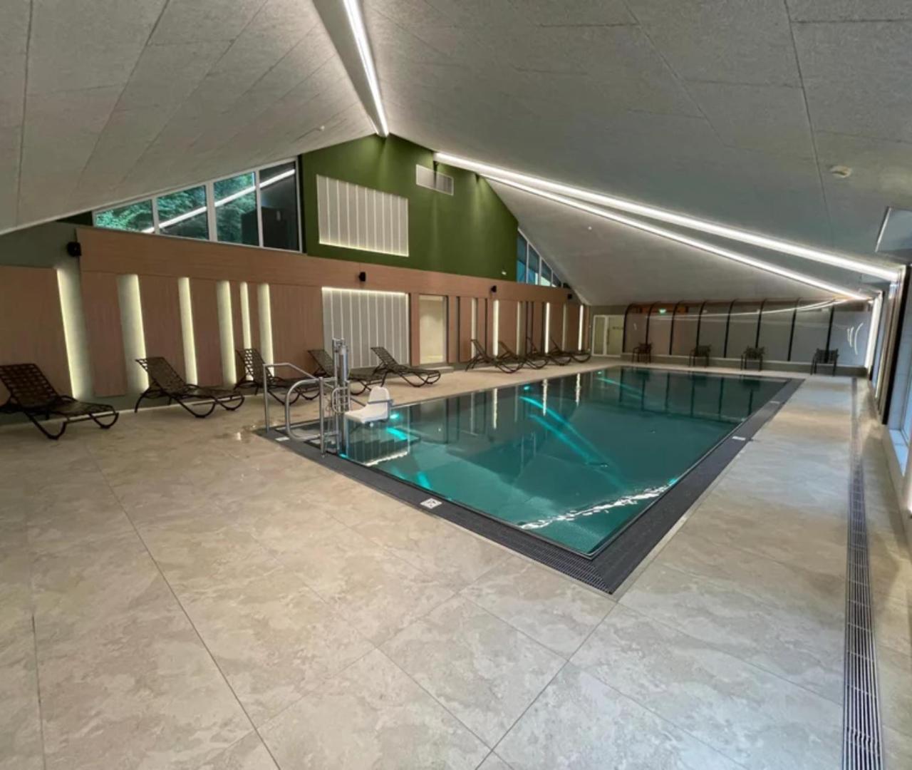 Alpine Apartment Schladming Mit Sauna Und Pool Luaran gambar